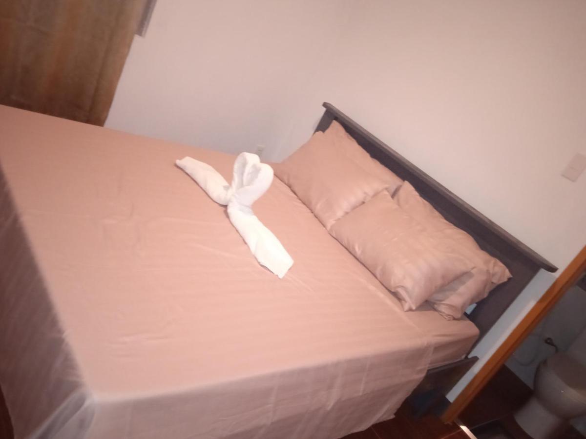 Sarah'S Garden Bnb & Spa Bed & Breakfast Clarin  Екстериор снимка