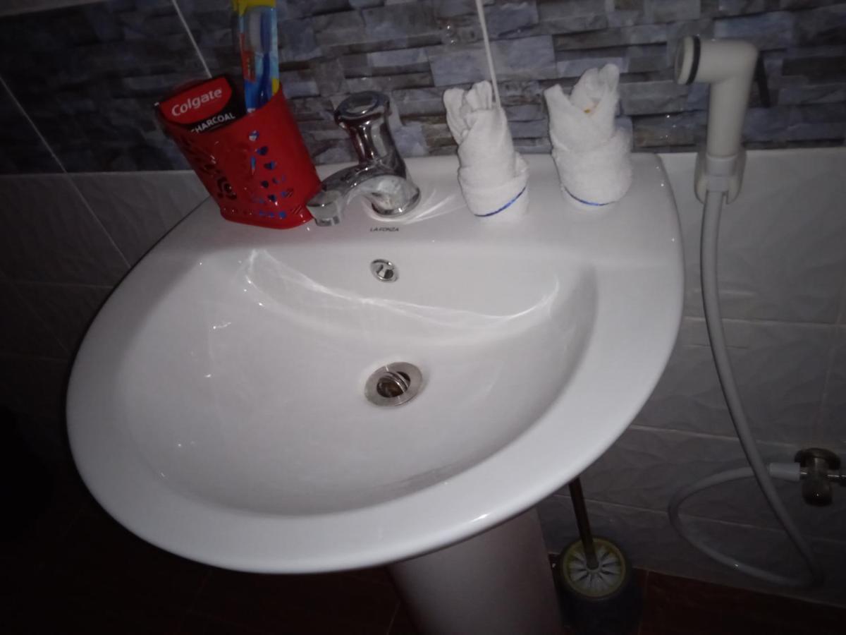 Sarah'S Garden Bnb & Spa Bed & Breakfast Clarin  Екстериор снимка
