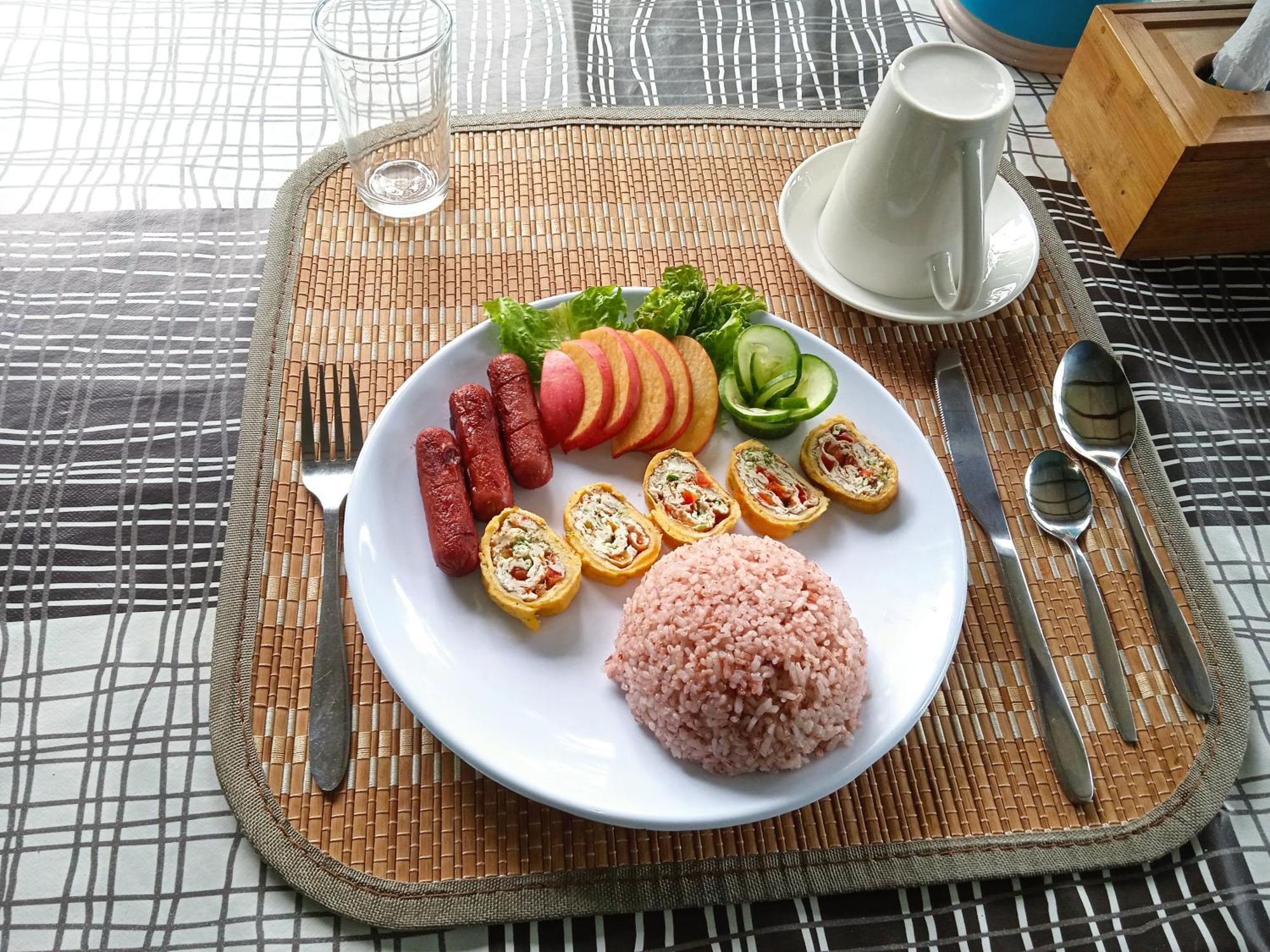 Sarah'S Garden Bnb & Spa Bed & Breakfast Clarin  Екстериор снимка