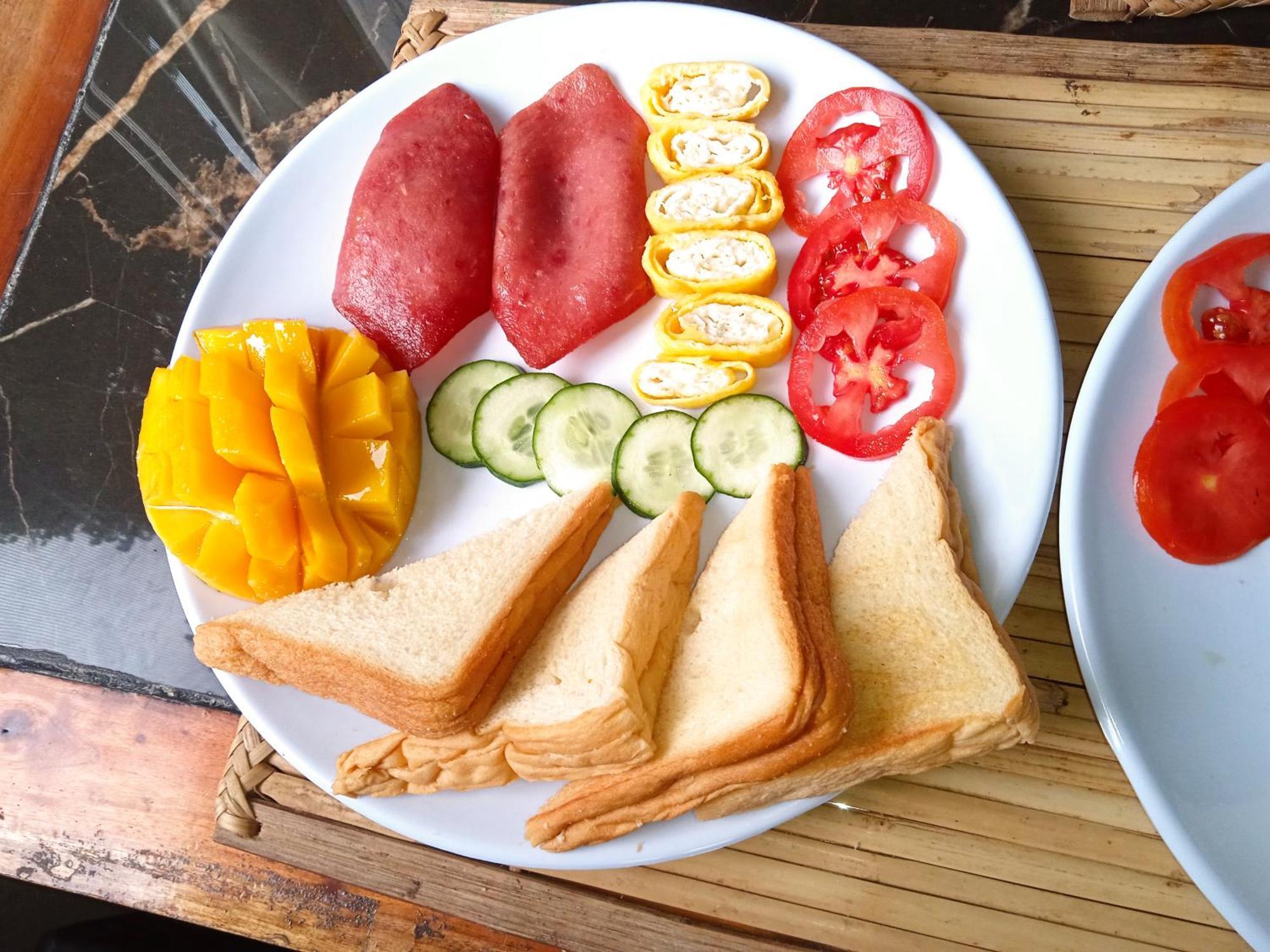 Sarah'S Garden Bnb & Spa Bed & Breakfast Clarin  Екстериор снимка