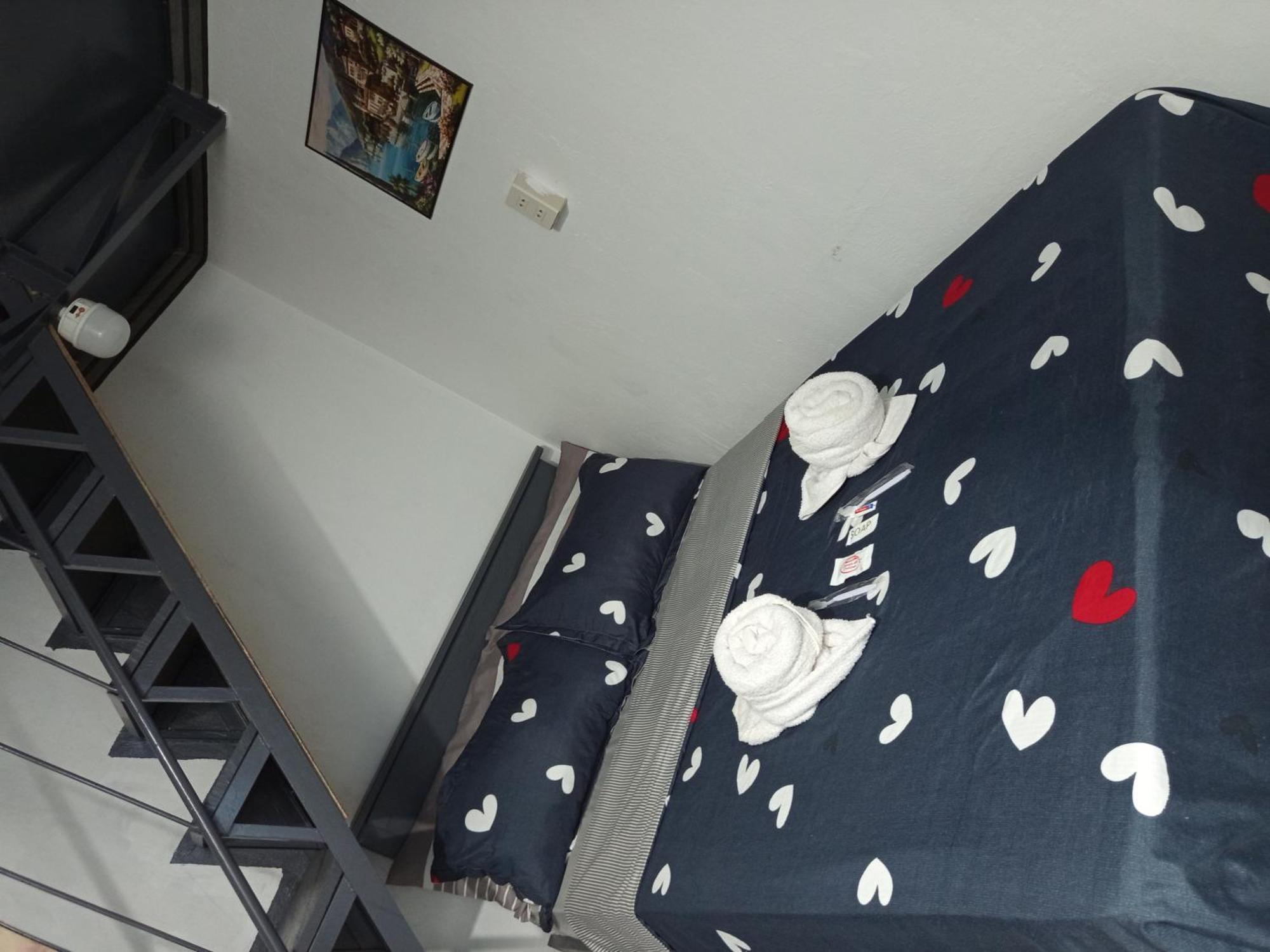 Sarah'S Garden Bnb & Spa Bed & Breakfast Clarin  Екстериор снимка